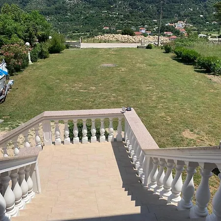 Apartment Panoramic View Leonardo